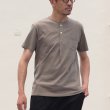 画像5: 【RE PRICE/価格改定】コーマ天竺 C/N ヘンリー ポケ付 Tee【MADE IN JAPAN】『日本製』/ Upscape Audience  (5)