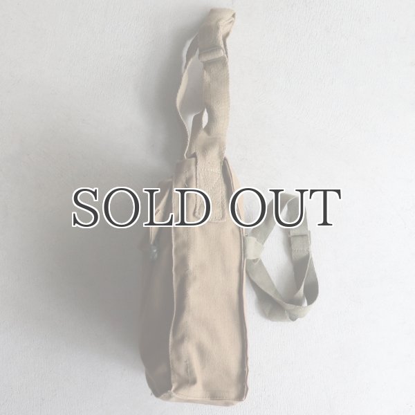 画像11: DEAD STOCK  / Czech army Canvas Shoulder Bag（チェコ軍 キャンバス ショルダーバッグ / ウッド釦） (11)