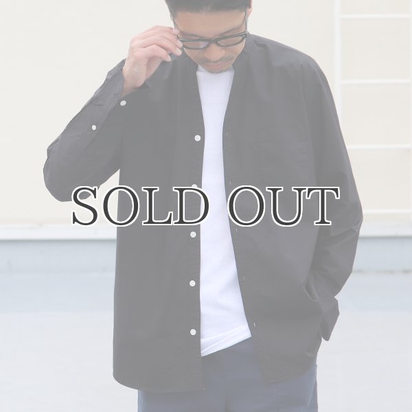 画像8: タイプライターVネックバンドカラー L/S シャツ【MADE IN JAPAN】『日本製』/ Upscape Audience (8)