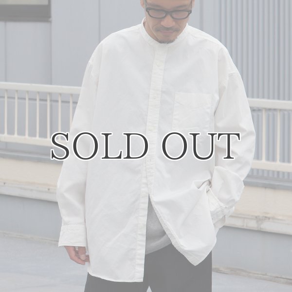 画像4: 遠州織7オンス チノクロス バンドカラー 長袖 ボクシーAライン シャツ【MADE IN JAPAN】『日本製』/ Upscape Audience (4)