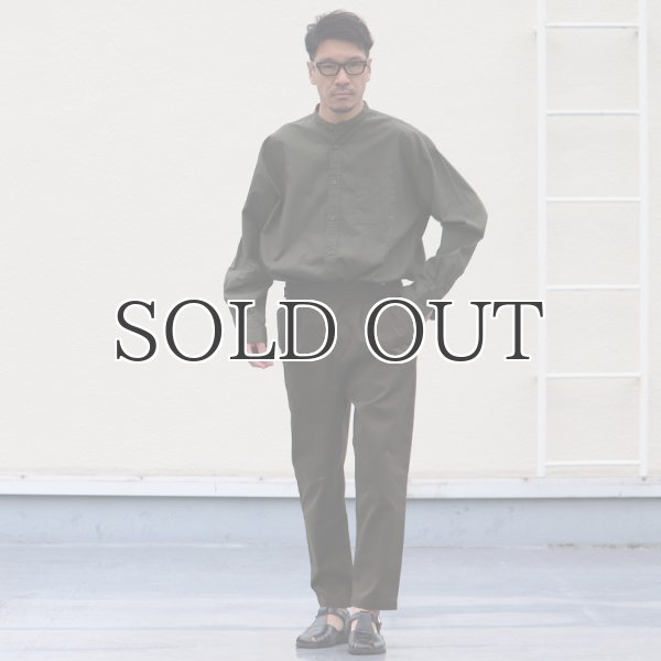 画像14: 遠州織7オンス チノクロス バンドカラー 長袖 ボクシーAライン シャツ【MADE IN JAPAN】『日本製』/ Upscape Audience (14)