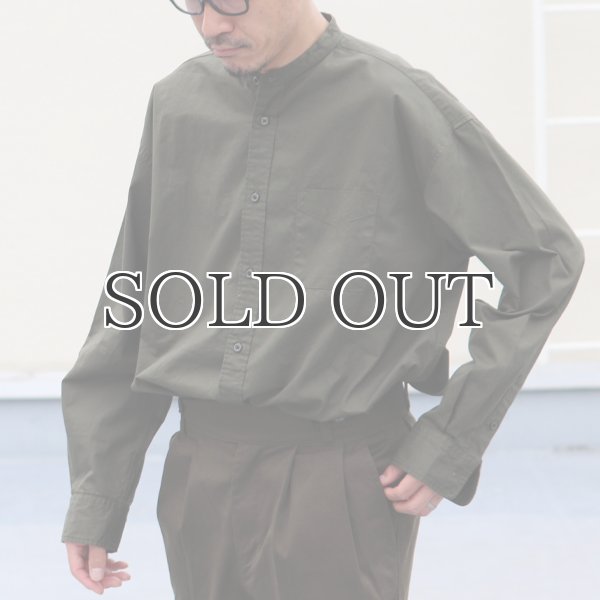 画像11: 遠州織7オンス チノクロス バンドカラー 長袖 ボクシーAライン シャツ【MADE IN JAPAN】『日本製』/ Upscape Audience (11)