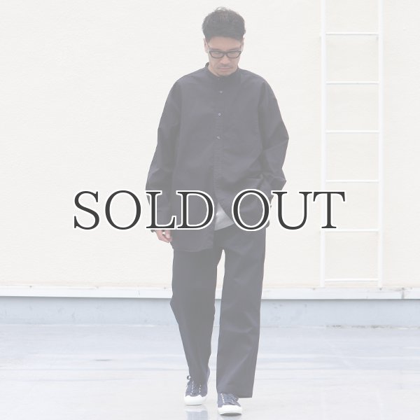 画像7: 遠州織7オンス チノクロス バンドカラー 長袖 ボクシーAライン シャツ【MADE IN JAPAN】『日本製』/ Upscape Audience (7)