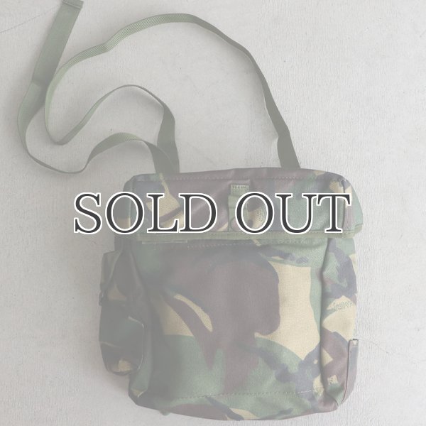 画像3: DEAD STOCK  / British Army Gaz Mask Shoulder Bag(イギリス軍 DPMカモ ガスマスク ショルダーバッグ ) (3)