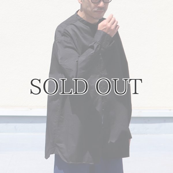 画像5: 遠州織7オンス チノクロス バンドカラー 長袖 ボクシーAライン シャツ【MADE IN JAPAN】『日本製』/ Upscape Audience (5)