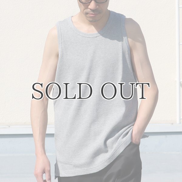 画像2: 度詰ワッフル6.6オンス  サイドスリット ロングベストタンク【MADE IN JAPAN】『日本製』/ Upscape Audience (2)