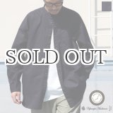 画像: 遠州織7オンス チノクロス バンドカラー 長袖 ボクシーAライン シャツ【MADE IN JAPAN】『日本製』/ Upscape Audience