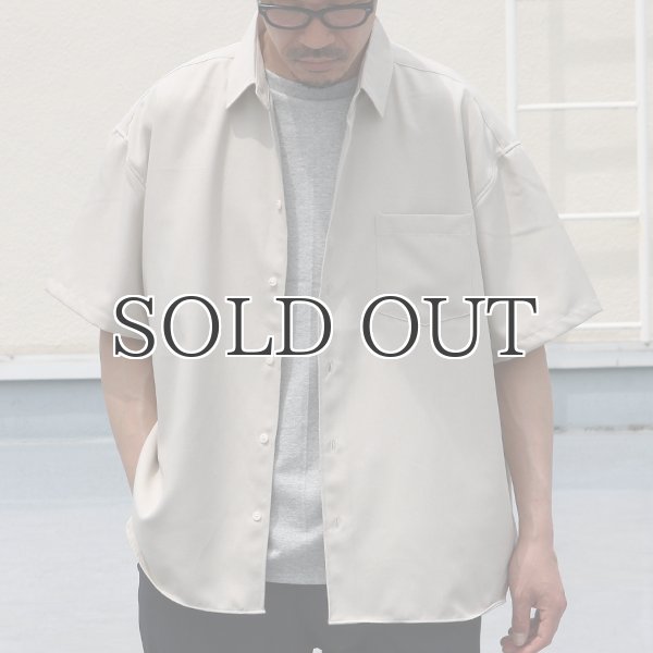 画像4: Reflax®(リフラクス)ポリエステル リネンライクLINON(リノン) レギュラーカラー ボクシーハーフスリーブシャツ【MADE IN JAPAN】『日本製』/ Upscape Audience (4)