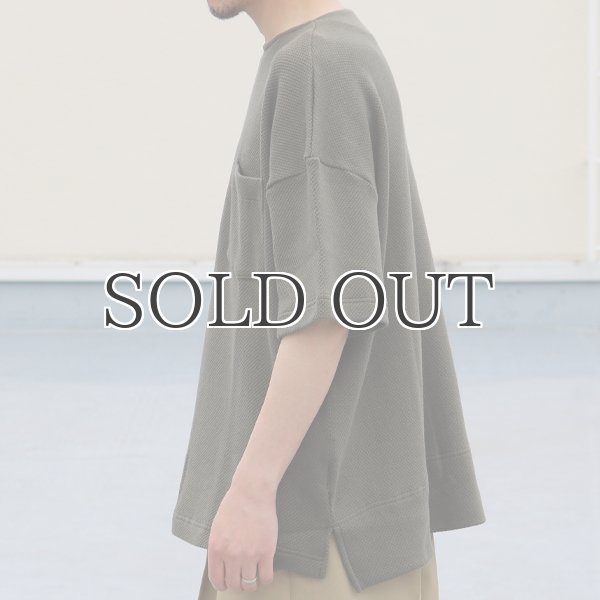 画像4: ローゲージストレッチ カノコダブルフェイス サイドスリット ハーフスリーブTシャツ【MADE IN JAPAN】『日本製』 / Upscape Audience (4)