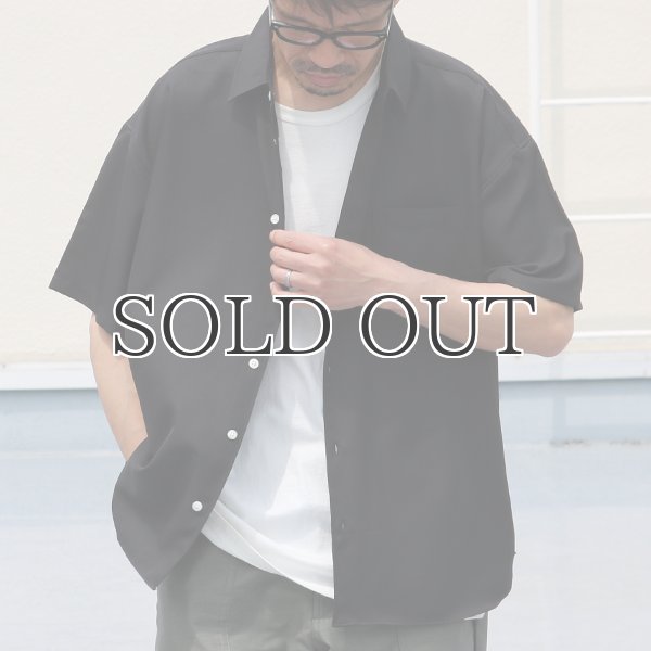 画像4: Reflax®(リフラクス)ポリエステル リネンライクLINON(リノン) レギュラーカラー ボクシーハーフスリーブシャツ【MADE IN JAPAN】『日本製』/ Upscape Audience (4)