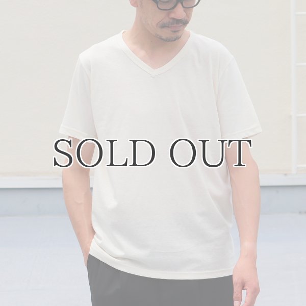 画像4: オーガニックコットン天竺Vネック半袖Tシャツ【MADE IN JAPAN】『日本製』/ Upscape Audience (4)