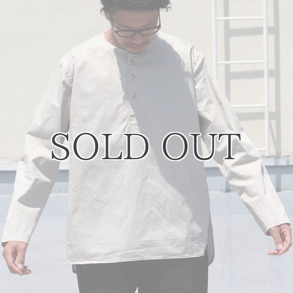 画像3: コットンギャバジンノーカラーP/O コンチョ釦L/SシャツTEE【MADE IN JAPAN】『日本製』/ Upscape Audience (3)