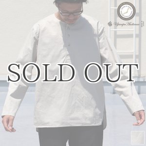 画像: コットンギャバジンノーカラーP/O コンチョ釦L/SシャツTEE【MADE IN JAPAN】『日本製』/ Upscape Audience