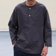 画像14: コットンツイルダンプ エアタンブラー クルーネック スリーピングシャツ【MADE IN JAPAN】『日本製』/ Upscape Audience (14)