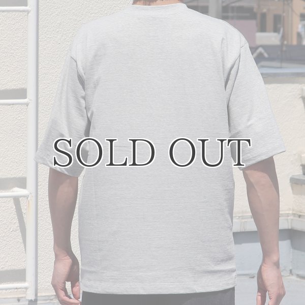 画像17: 粗挽き天竺 グラスポケ付き オーバーラップ ハーフスリーブ Tシャツ【MADE IN JAPAN】『日本製』/ Upscape Audience (17)
