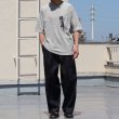 画像5: 粗挽き天竺 グラスポケ付き オーバーラップ ハーフスリーブ Tシャツ【MADE IN JAPAN】『日本製』/ Upscape Audience (5)