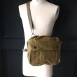 画像2: DEAD STOCK  / Finnish Army Gas Mask Shoulder Bag（ フィンランド軍 ガスマスク ショルダーバッグ  ） (2)