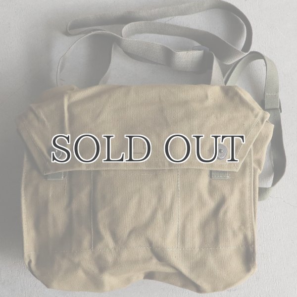 画像8: DEAD STOCK  / Finnish Army Gas Mask Shoulder Bag( フィンランド軍 ガスマスク ショルダーバッグ  ) (8)