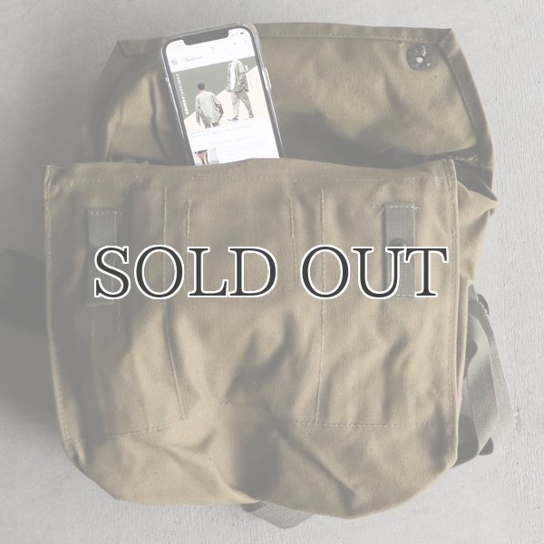 画像12: DEAD STOCK  / Finnish Army Gas Mask Shoulder Bag( フィンランド軍 ガスマスク ショルダーバッグ  ) (12)