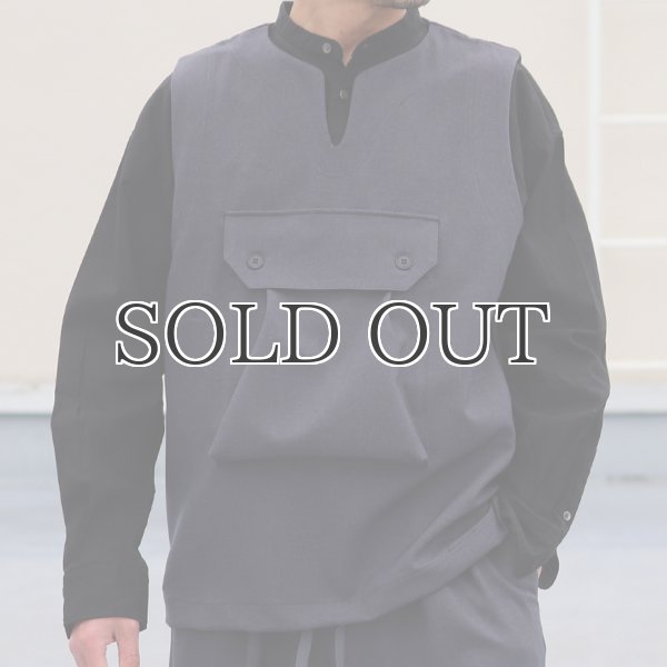 画像3: Naturemier(ナチュレミア)TECH ウールライクツイル ビックポケット キーネックベスト【MADE IN JAPAN】『日本製』 / Upscape Audience (3)