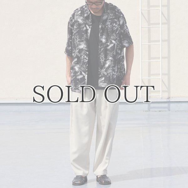 画像6: 「丹後」レーヨンライク ピーチファイユ ネオン&リーフパターン レギュラーカラー ハーフスリーブシャツ【MADE IN JAPAN】『日本製』/ Upscape Audience (6)