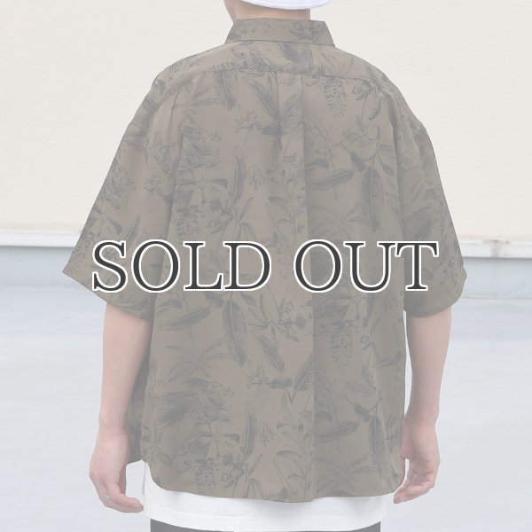 画像5: 「丹後」レーヨンライク ピーチファイユ ネオン&リーフパターン レギュラーカラー ハーフスリーブシャツ【MADE IN JAPAN】『日本製』/ Upscape Audience (5)