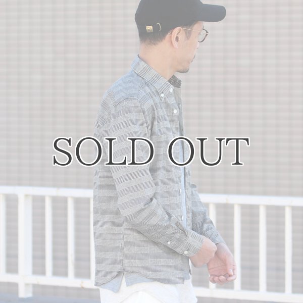 画像3: シャーリングボタンダウン長袖シャツ【MADE IN JAPAN】『日本製』/ Upscape Audience (3)