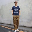 画像8: 【RE PRICE/価格改定】 ラフィー天竺"STAY HUNGRAY"Vネックポケット付きカットソー【MADE IN JAPAN】 / Upscape Audience (8)