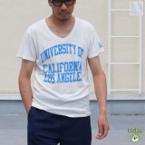 画像: 【RE PRICE / 価格改定】 UCLA"UNIVERSITY OF CALIFORNIA LOS ANGELES"三素材混カレッジプリント半袖VネックTシャツ / Audience