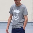 画像4: 【RE PRICE / 価格改定】 UCLA"UCLA B"エンブレム三素材混カレッジプリント半袖クルーネックTシャツ / Audience (4)