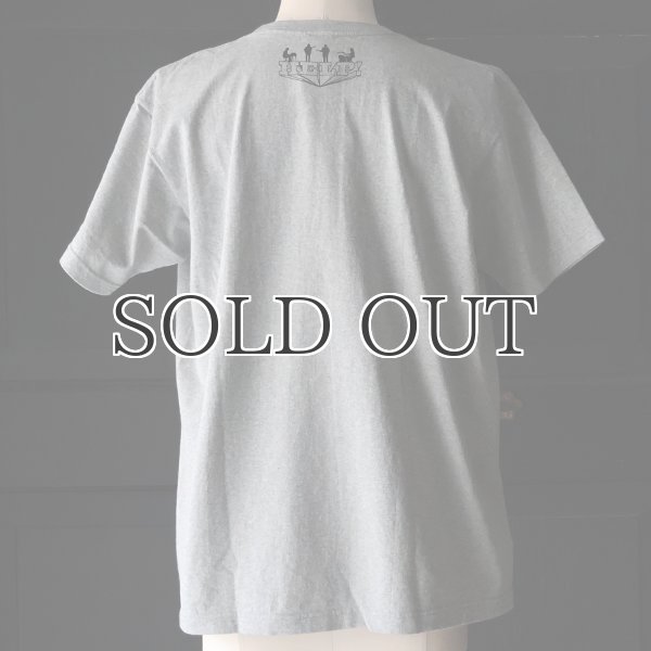 画像5: BEATLES "THE BEATLES" 7.1oz米綿丸胴オールドプリントクルーネックポケットT / Audience (5)