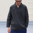 画像3: 【RE PRICE/価格改定】コットンクロス小紋柄キモノVネックプルオーバー9分袖_Shirts【MADE IN JAPAN】『日本製』/ Upscape Audience (3)