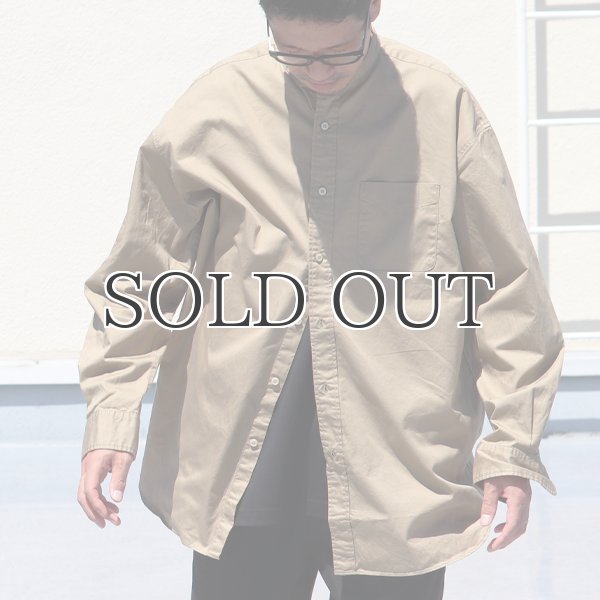 画像4: 遠州織7オンス チノクロス バンドカラー 長袖 ボクシーAライン シャツ【MADE IN JAPAN】『日本製』/ Upscape Audience (4)