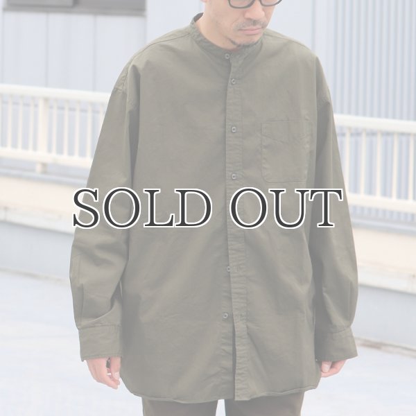 画像16: 遠州織7オンス チノクロス バンドカラー 長袖 ボクシーAライン シャツ【MADE IN JAPAN】『日本製』/ Upscape Audience (16)