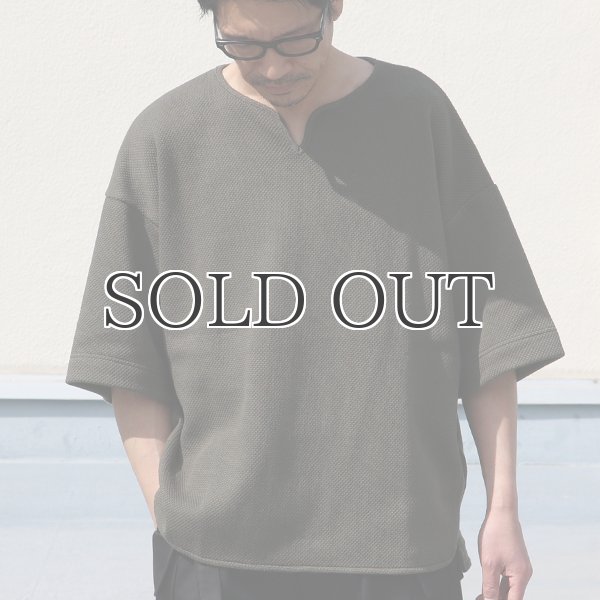 画像2: ローゲージストレッチ カノコダブルフェイス(15オンス)キーネックハーフスリーブ【MADE IN JAPAN】『日本製』 / Upscape Audience (2)