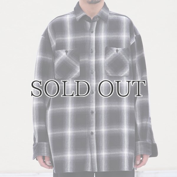 画像11: 10/2ヘビーツイル ヴィンテージチェック レギュラーカラー ボクシーAライン 長袖シャツ【MADE IN JAPAN】『日本製』/ Upscape Audience (11)