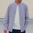 画像4: ワンウォッシュ バンドカラー L/S テーパードシャツ【MADE IN JAPAN】『日本製』/ Upscape Audience (4)