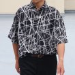 画像2: 「丹後」レーヨンライク ピーチファイユ ネオン&リーフパターン レギュラーカラー ハーフスリーブシャツ【MADE IN JAPAN】『日本製』/ Upscape Audience (2)