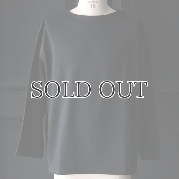 画像8: 「尾州」セーターライク天竺(6.5オンス) ボートネック サイドスリット  長袖 Tシャツ【MADE IN JAPAN】『日本製』/ Upscape Audience (8)