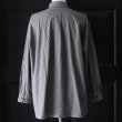 画像14: 播州織 ダンガリー レギュラーカラー ボクシーAライン 長袖ワークシャツ【MADE IN JAPAN】『日本製』/ Upscape Audience (14)