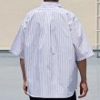 画像7: 吸水速乾・接触冷感・UVカット「多機能TECH 」 コットンライク ストライプ ボタンダウン ボクシーAライン ハーフスリーブシャツ【MADE IN JAPAN】『日本製』/ Upscape Audience (7)