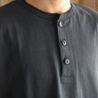画像6: ピグメント 米綿 (USAコットン) 16/-天竺 ( 8.45オンス) 3ボタン ヘンリーネック Tシャツ / Audience (6)