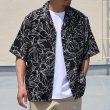 画像3: 「丹後」 ライトアムンゼン(梨地) 捺染 モノトーンフラワー “マシンプリント” オープンカラー ハーフスリーブシャツ【MADE IN JAPAN】『日本製』/ Upscape Audience (3)