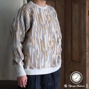 画像: 「尾州」マルチカラー ストライプ 幾何柄コットンキルト ミリタリースリーブ フィンガーホール付き クルーネック【MADE IN JAPAN】『日本製』 / Upscape Audience