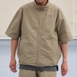 画像3: 綿ナイロンギャバ スタンドZIP ハーフスリーブ シャツジャケット / Audience (3)