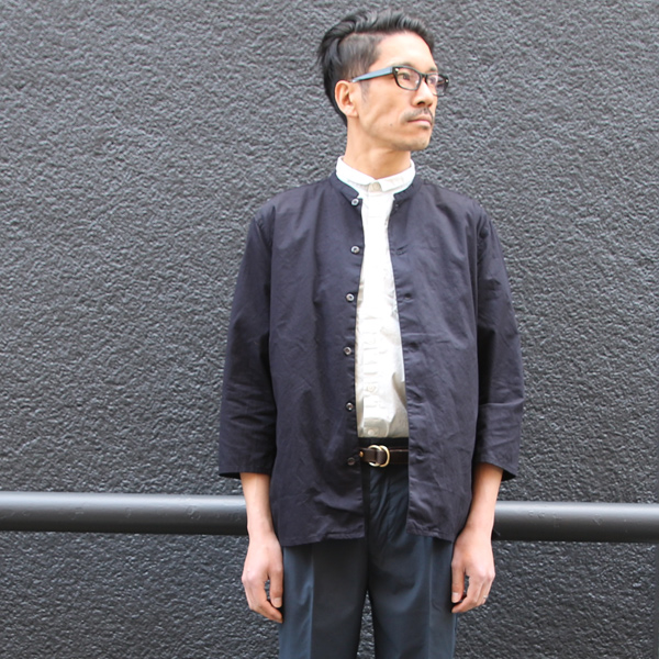 画像: コットンギャバジンスタンドスモールカラー5/S Shirts Jacket【MADE IN JAPAN】『日本製』/ Upscape Audience