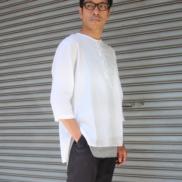 画像: 綿麻ツイル ノーカラープルオーバーコンチョボタン 7分袖 オーバーサイズシャツ【MADE IN JAPAN】『日本製』/ Upscape Audience