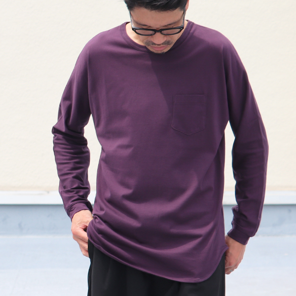 画像2: 【RE PRICE / 価格改定】コーマ天竺クルーネックポケット付き長袖Tee【MADE IN JAPAN】『日本製』/ Upscape Audience (2)
