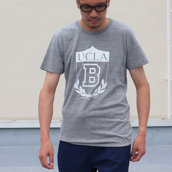 画像2: 【RE PRICE / 価格改定】 UCLA"UCLA B"エンブレム三素材混カレッジプリント半袖クルーネックTシャツ / Audience (2)