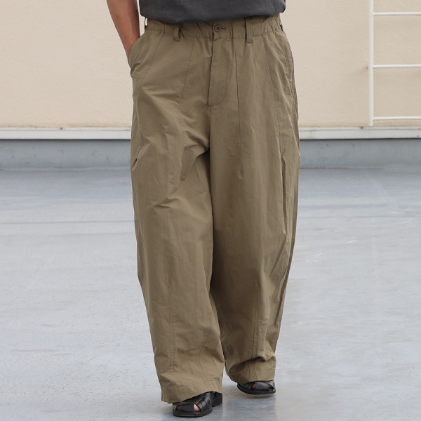 画像4: 綿ナイロンギャバ US ARMY ファティーグ ワイド イージー バルーンパンツ 【送料無料】/Audience (4)